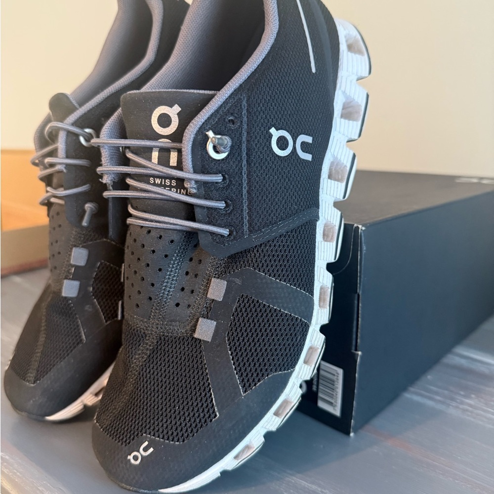 On Cloud Women’s Running Sneakers - Picture 6 of 8